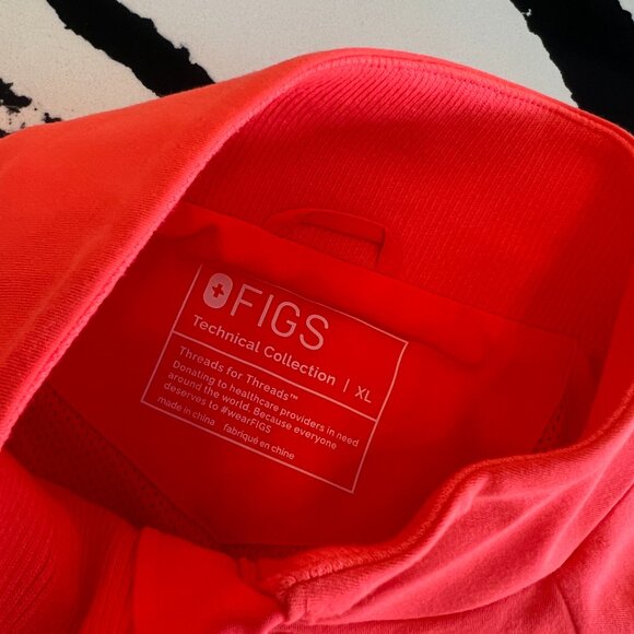 FIGS *FIERY CORAL* SYDNEY SCRUB JACKET SIZE XL WOMENS - Picture 5 of 5